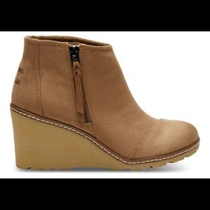 LTB Toms Avery wedge bootie